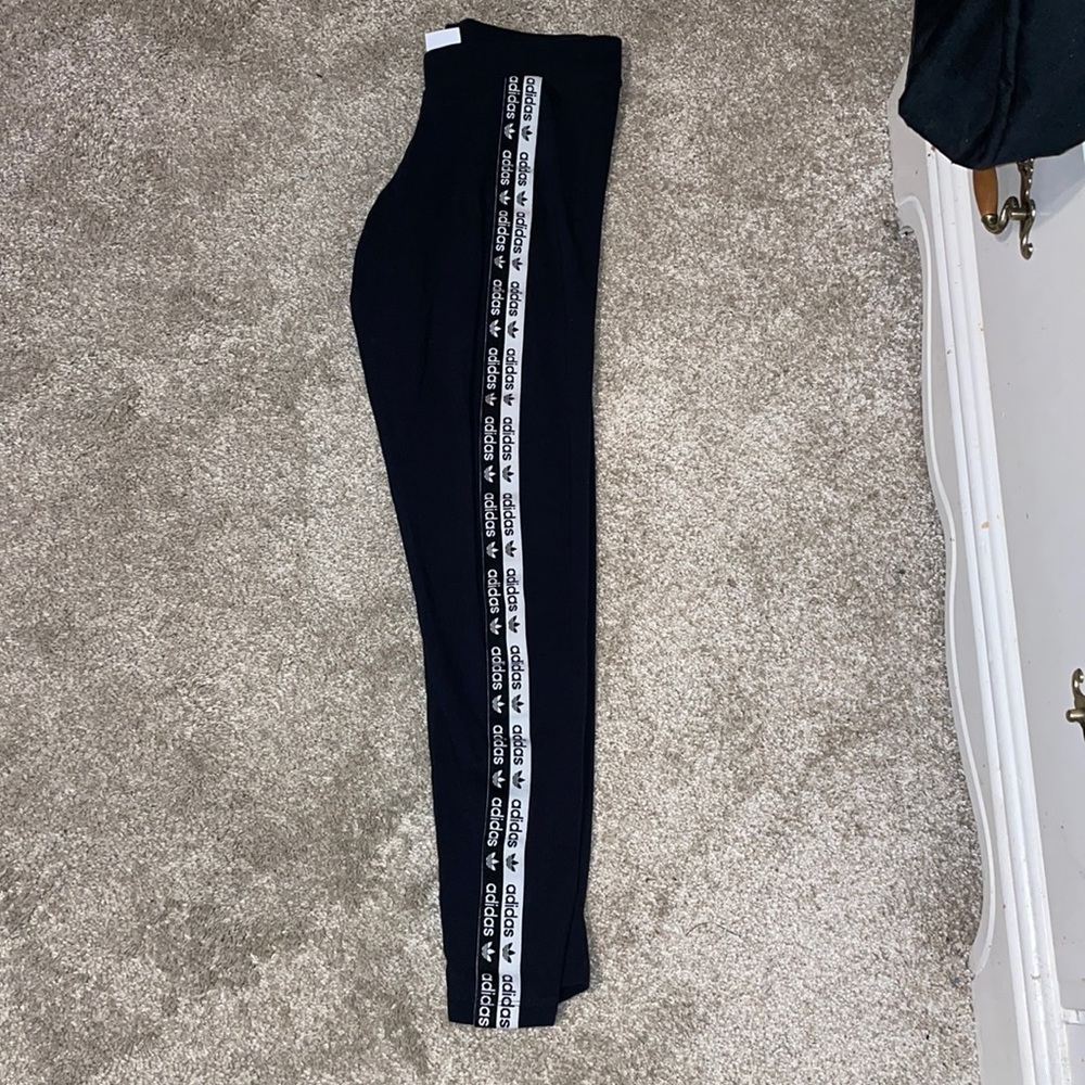 Adidas leggings